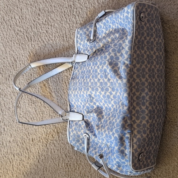 COACH Vintage Signature Carryall Chambray Canvas Bag - Picture 5 of 11